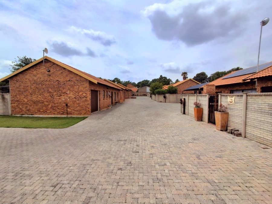 3 Bedroom Property for Sale in Sasolburg Ext 10 Free State